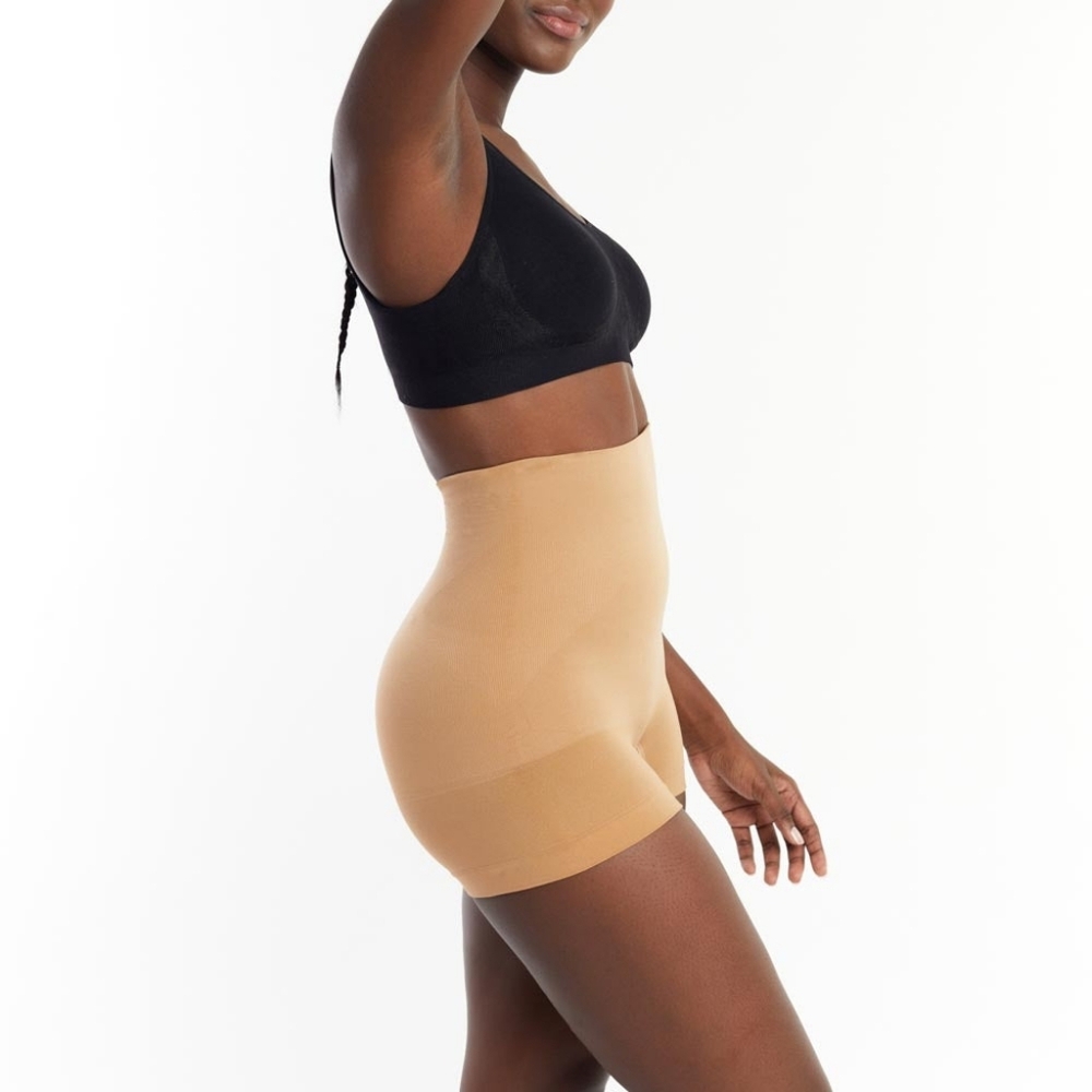 Underoutfit High Waist boy Short